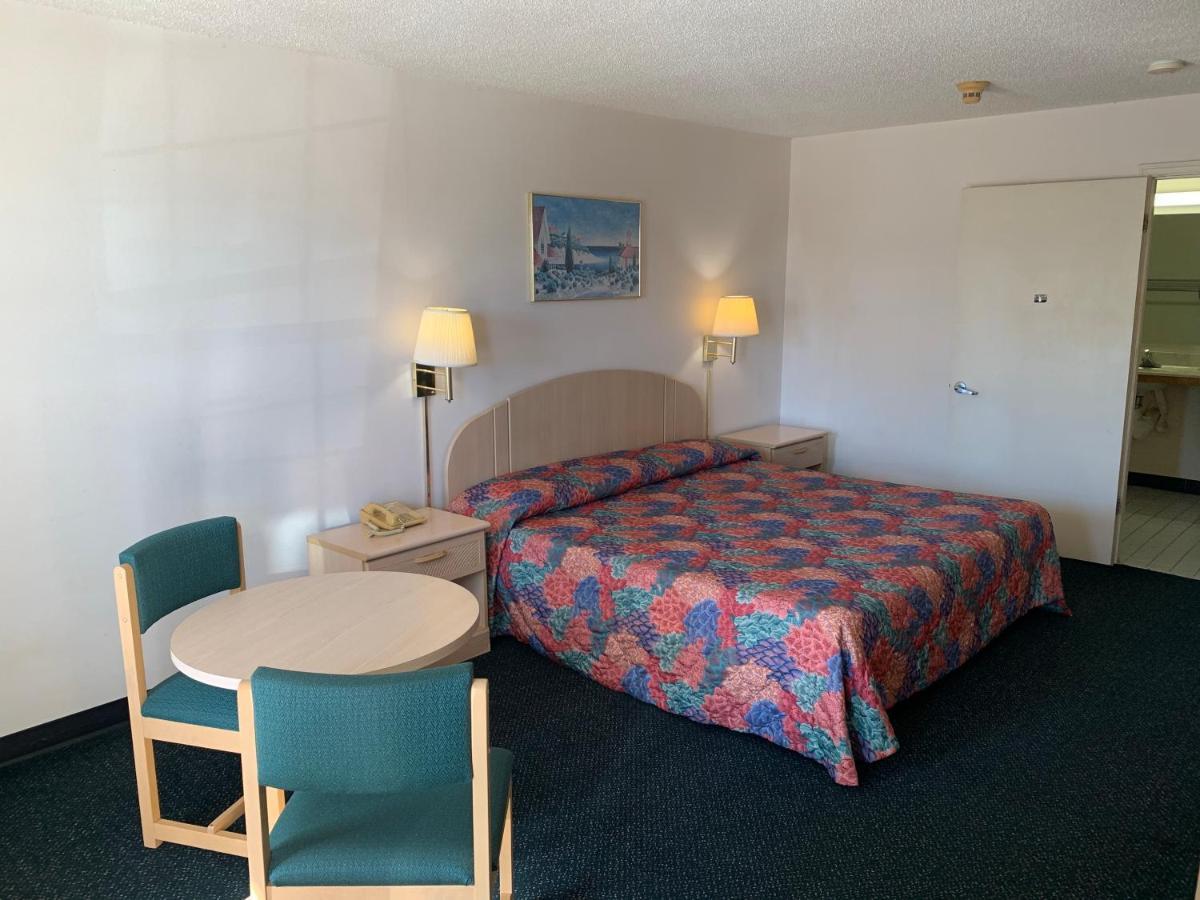 Garden Inn & Suites Metter Esterno foto